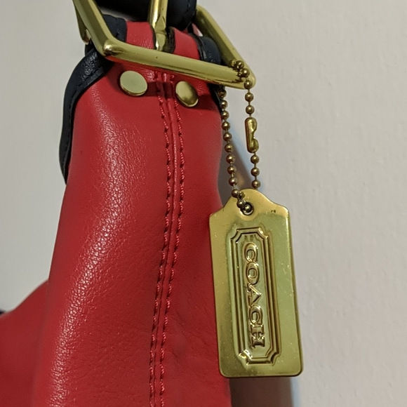 Handbag - Picture 3 of 4